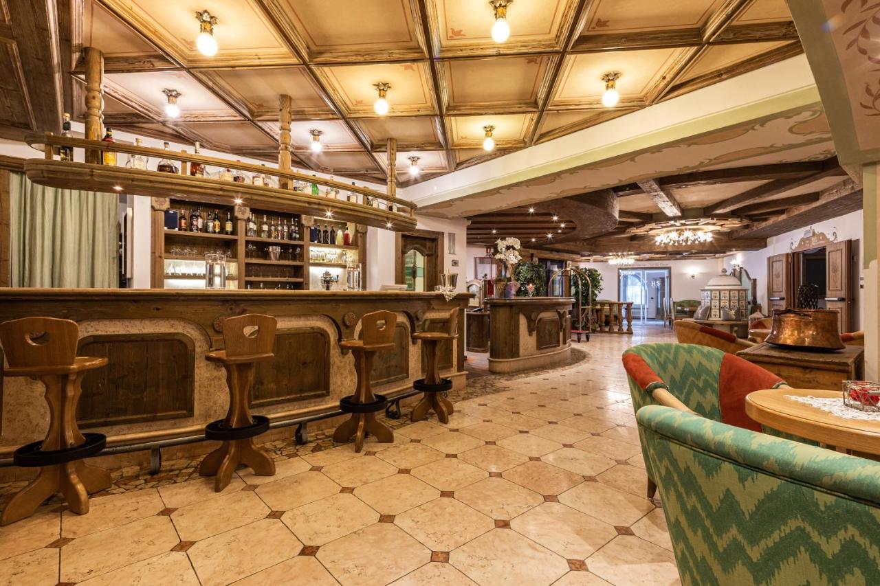 Hotel Soreghes Gran Chalet كامبيتيلو دي فاسا المظهر الخارجي الصورة