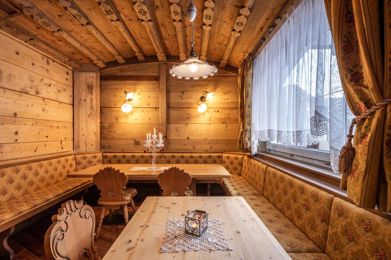 Hotel Soreghes Gran Chalet كامبيتيلو دي فاسا المظهر الخارجي الصورة